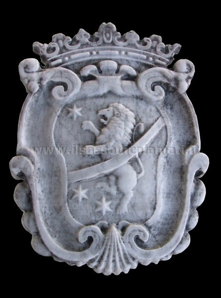 stemma araldico marmo bianco