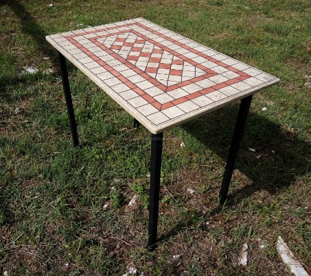 tavolino mosaico con base